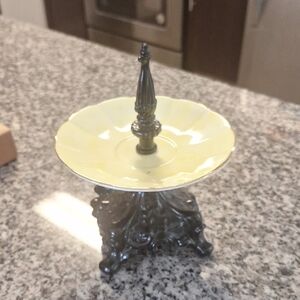 Chic Yellow Ceramic Jewelry Stand
